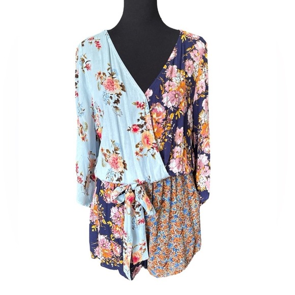 Umgee Blue Floral Patchwork Romper With Pockets, Size Medium, Cottagecore, Boho - Picture 2 of 5